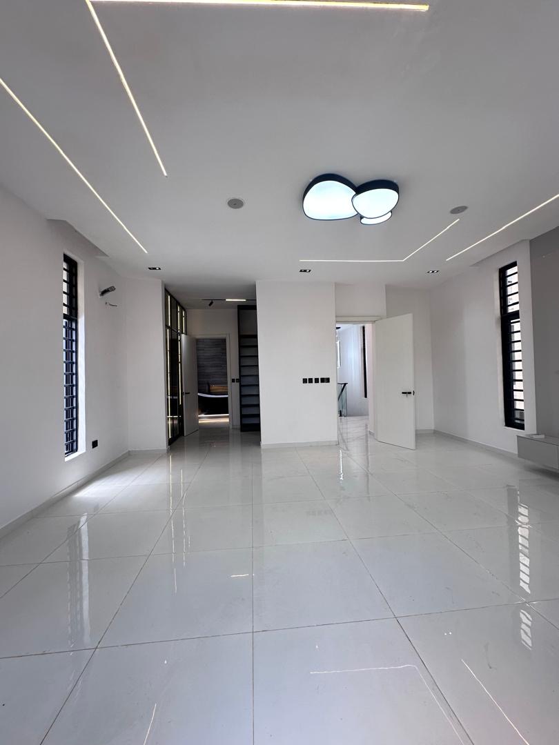5 Bedroom detached duplex with Bq — photo 19 of 20