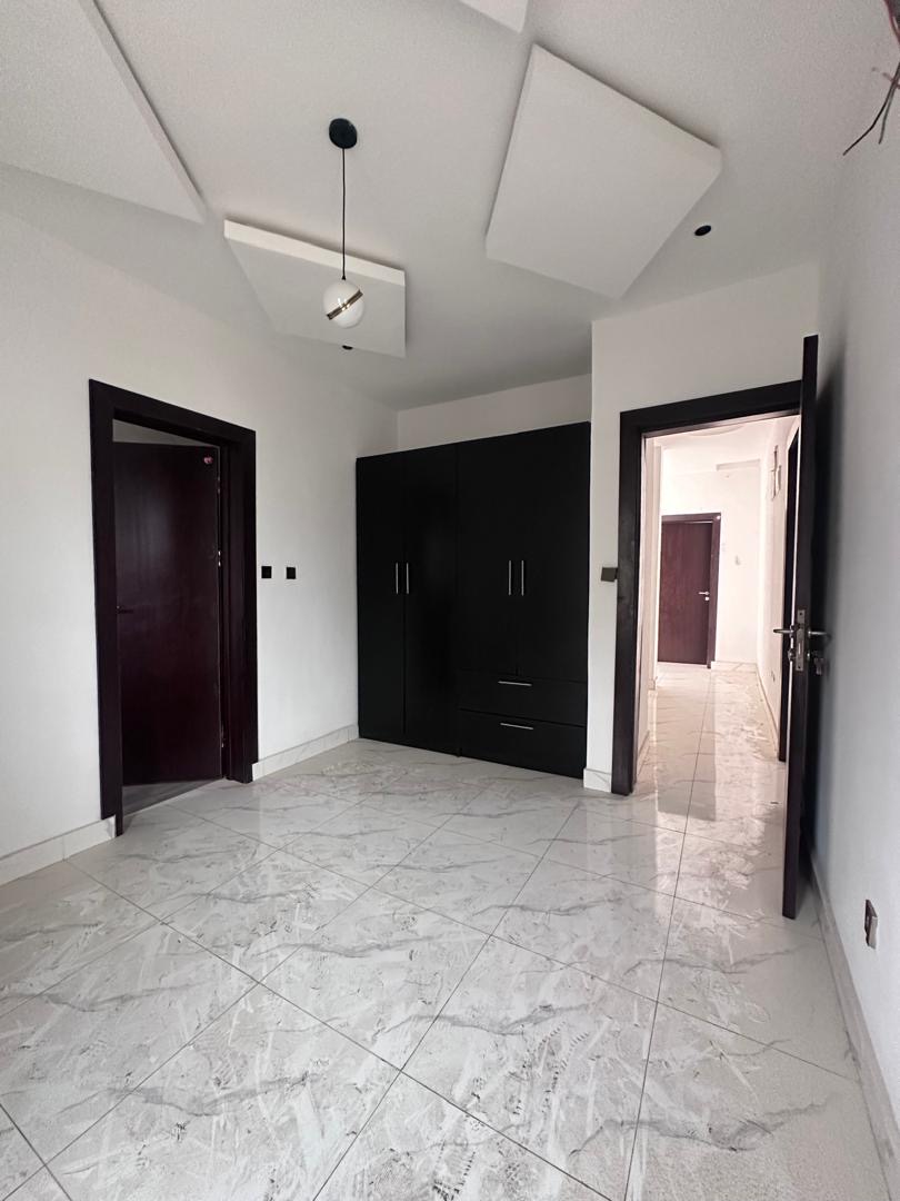 4-Bedroom Semi detached Modern Duplex — photo 13 of 15