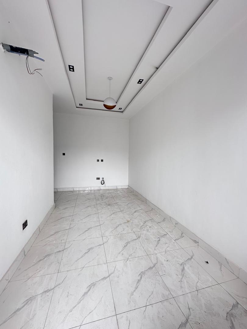 4-Bedroom Semi detached Modern Duplex — photo 6 of 15